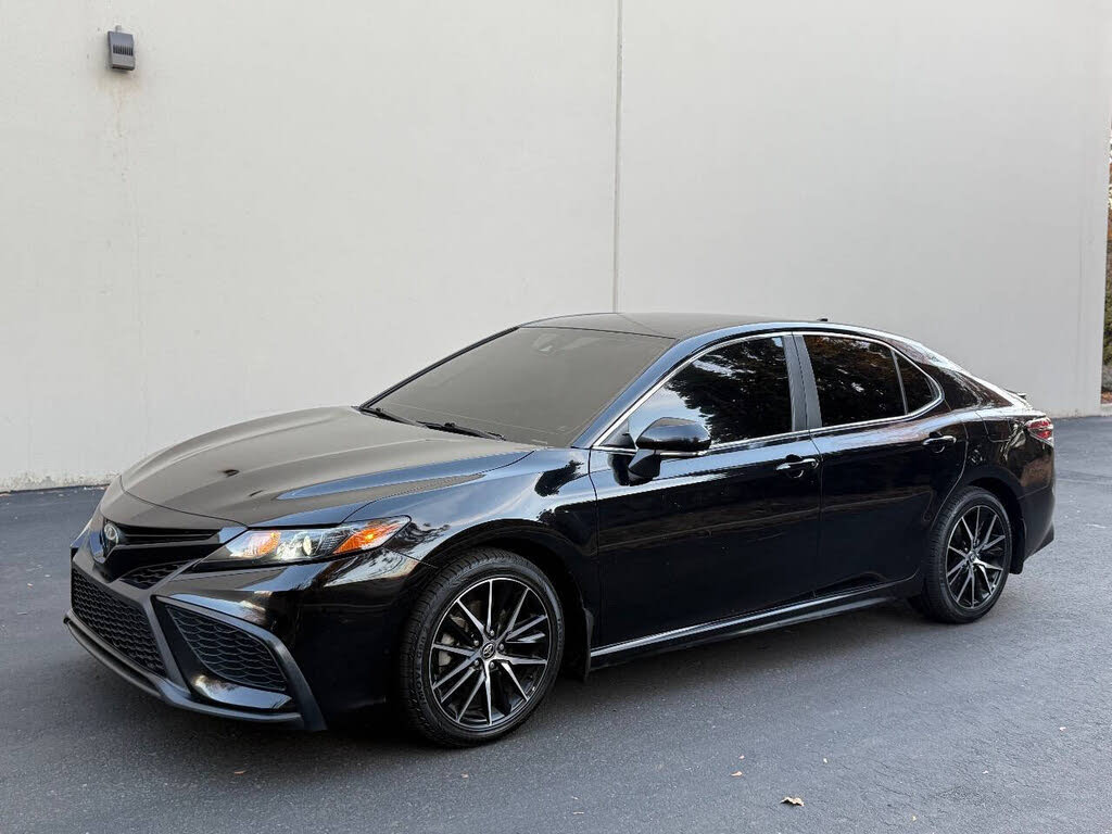 2023 Toyota Camry SE FWD