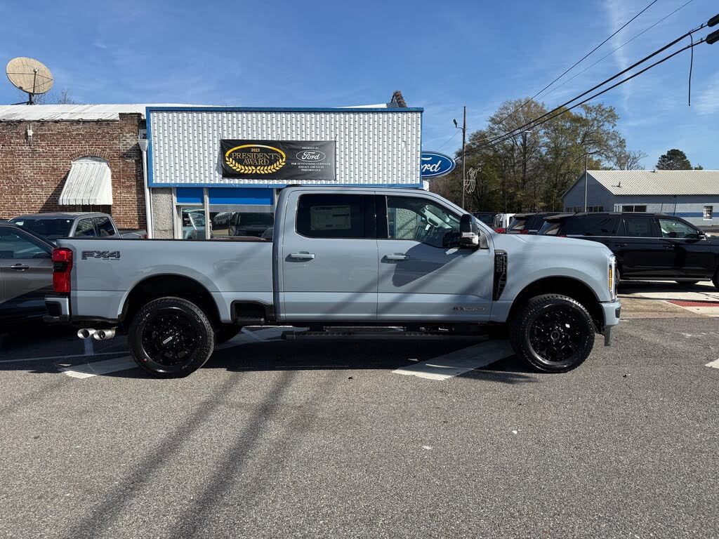 2026 Ford F-250 Super Duty Lariat Crew Cab 4WD