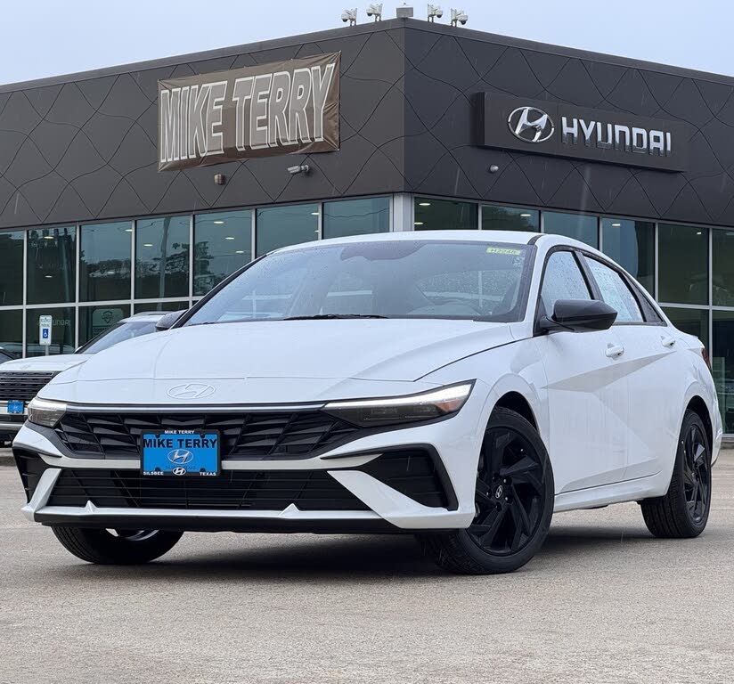 2026 Hyundai Elantra SEL Sport FWD