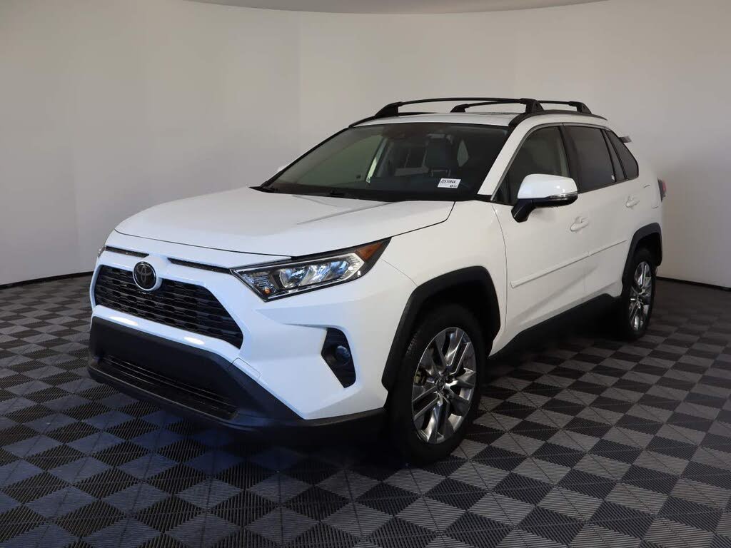 2020 Toyota RAV4 XLE Premium FWD