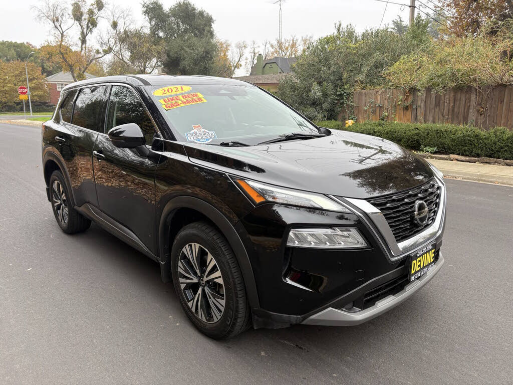 2021 Nissan Rogue SV FWD