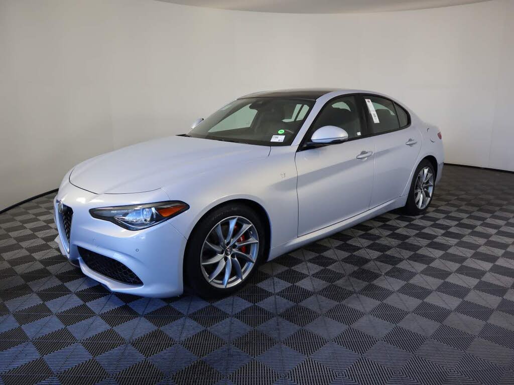 2022 Alfa Romeo Giulia Ti RWD