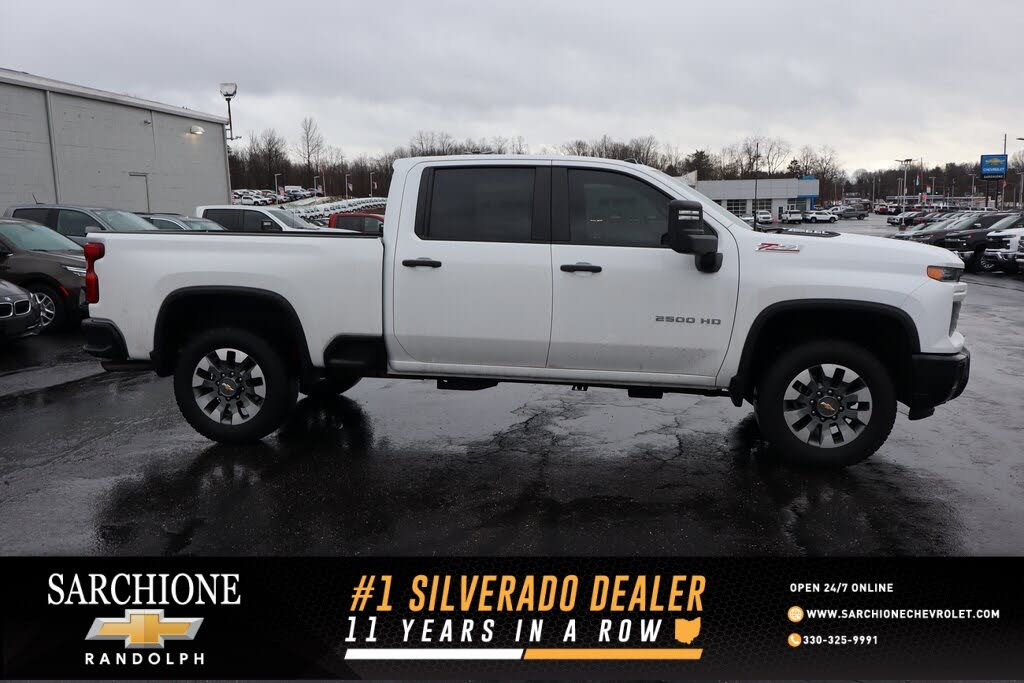 2024 Chevrolet Silverado 2500HD Custom Crew Cab 4WD