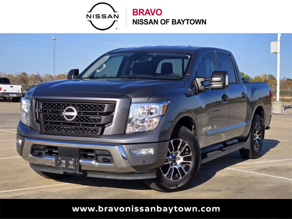 2024 Nissan Titan SV Crew Cab RWD