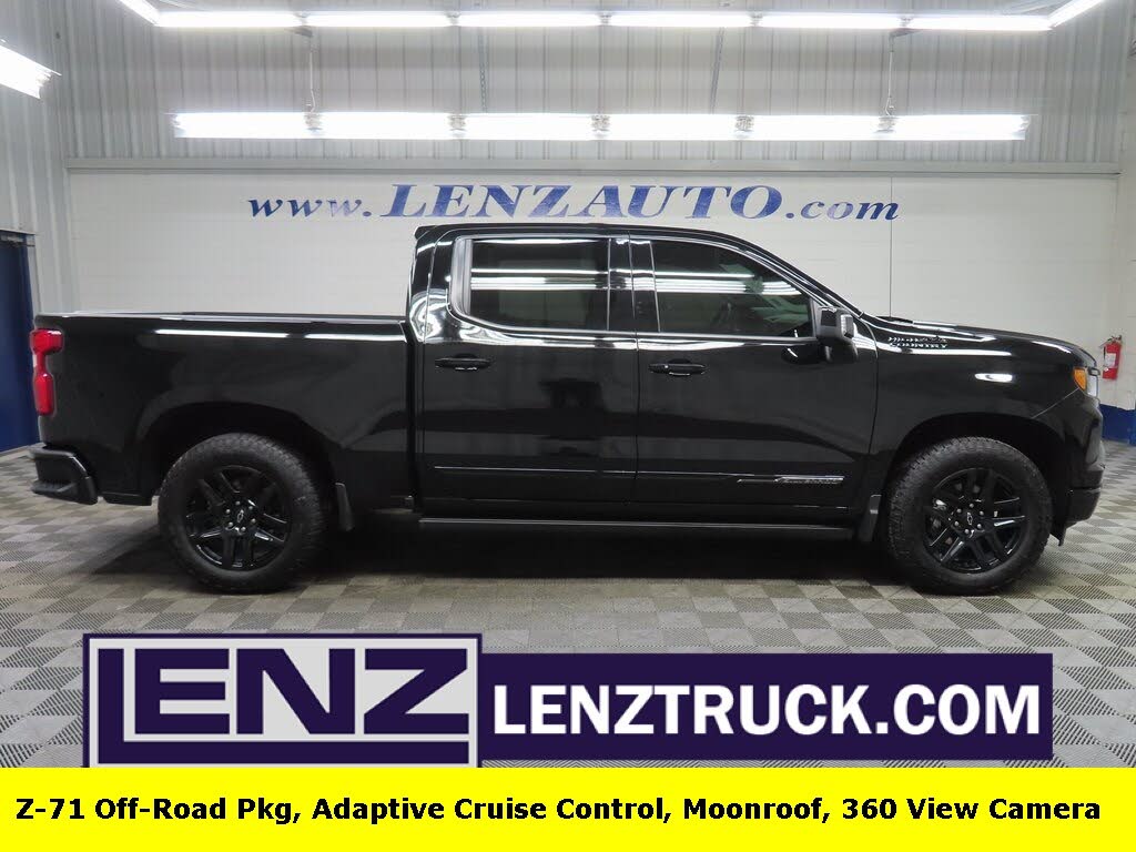 2025 Chevrolet Silverado 1500 High Country Crew Cab 4WD