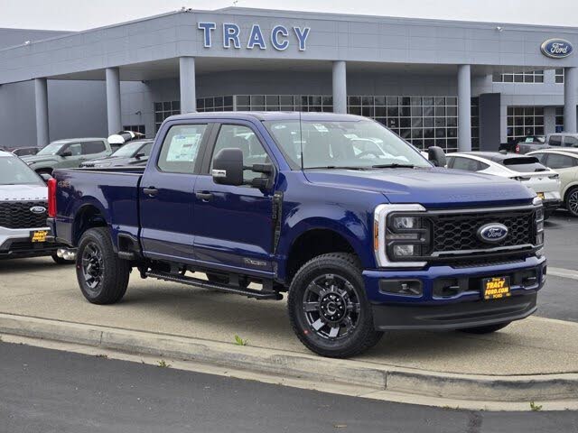 2026 Ford F-250 Super Duty XL Crew Cab 4WD