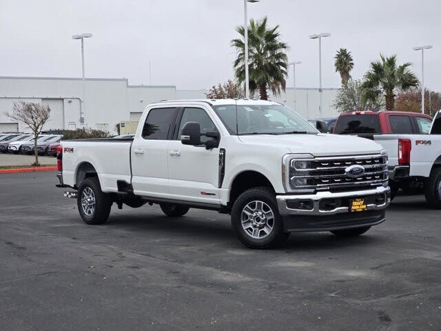 2026 Ford F-350 Super Duty Lariat Crew Cab 4WD