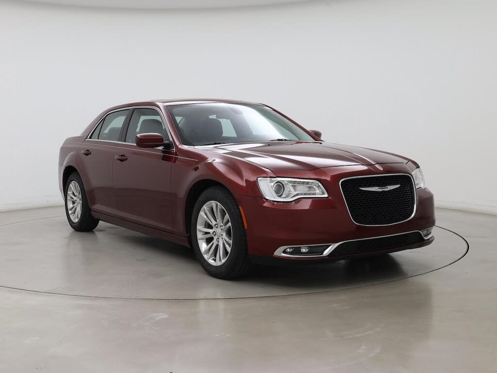 2018 Chrysler 300 Touring L RWD