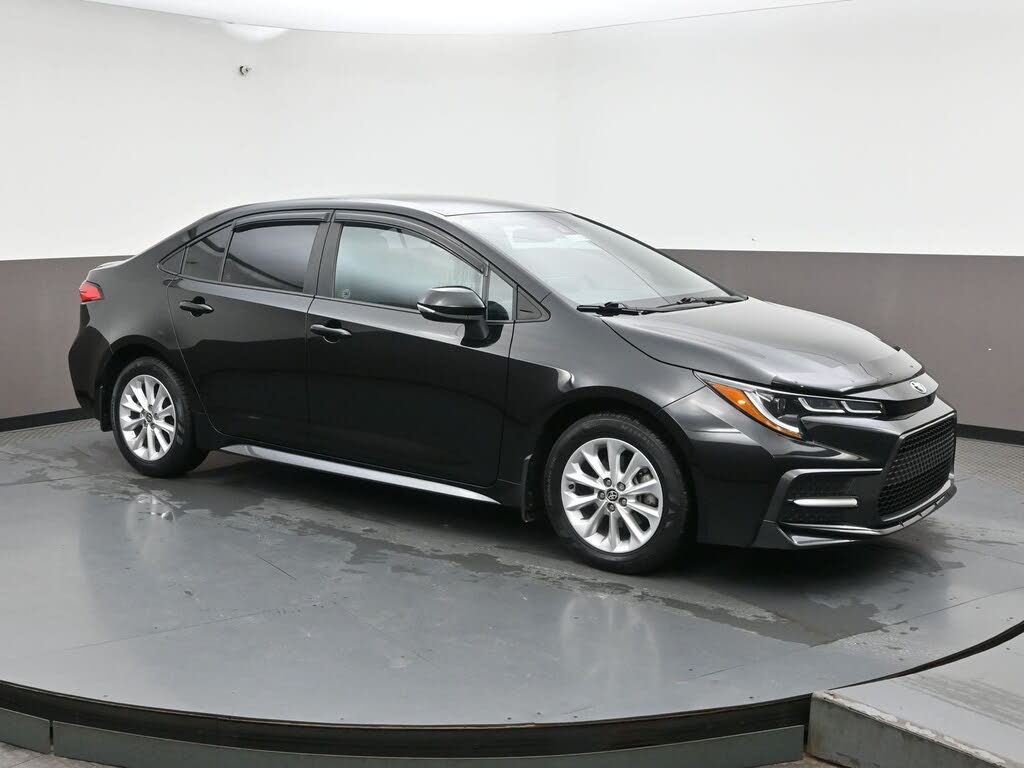 Toyota Corolla SE FWD 2022