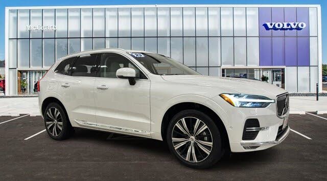 2023 Volvo XC60 B5 Plus Bright Theme AWD
