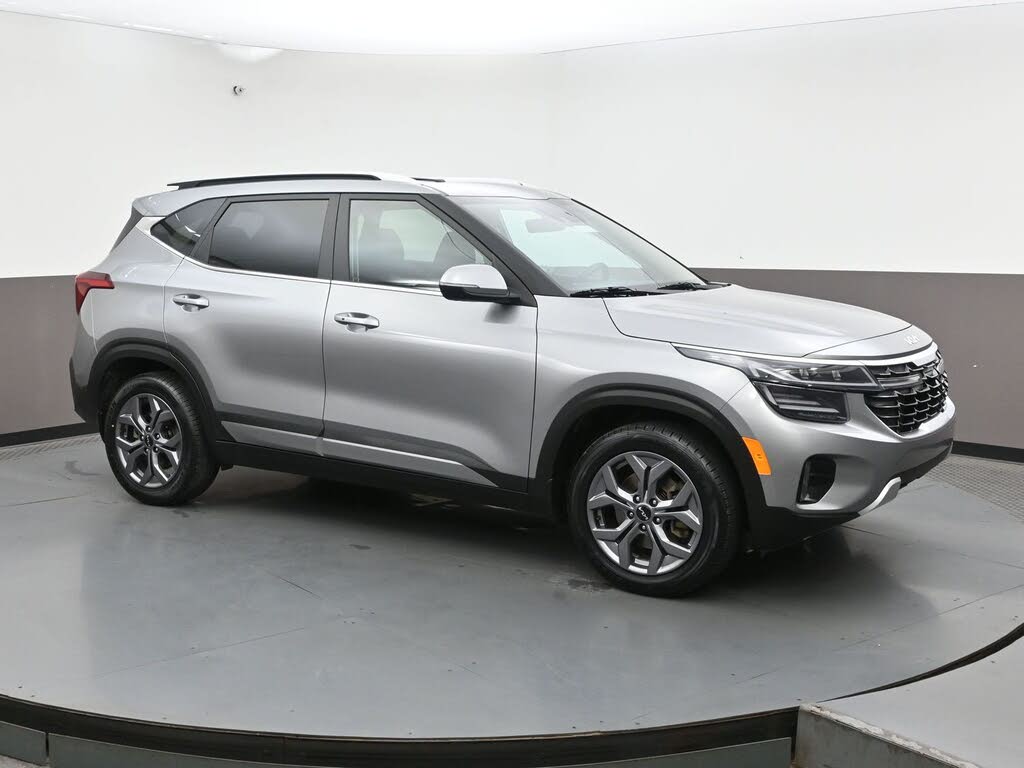2024 Kia Seltos EX AWD