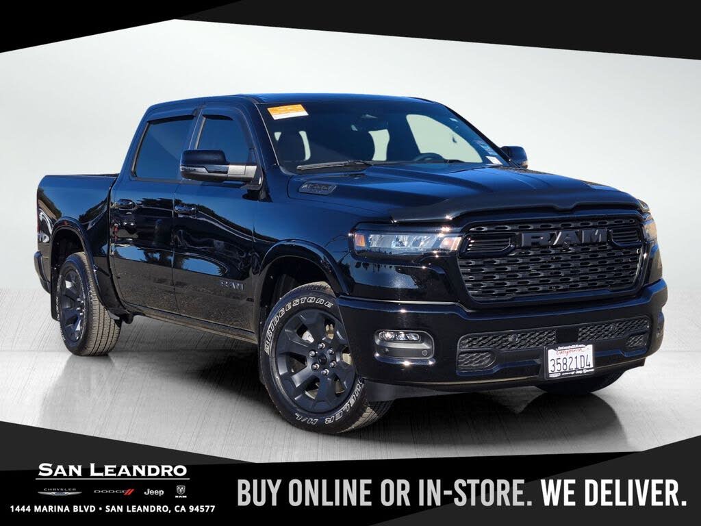 2025 RAM 1500 Big Horn Crew Cab 4WD