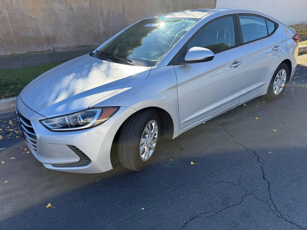 2017 Hyundai Elantra SE FWD