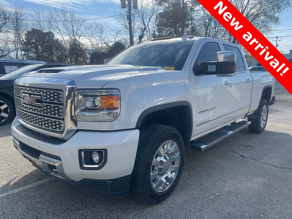 2019 GMC Sierra 2500HD Denali Crew Cab 4WD