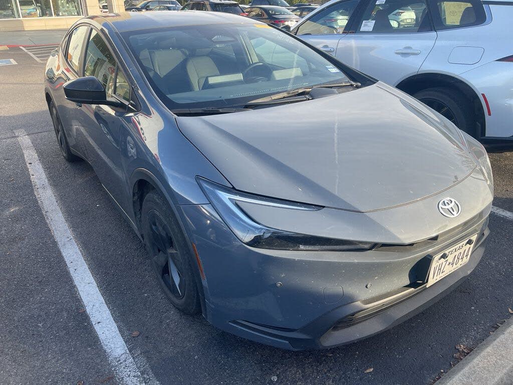 2024 Toyota Prius LE FWD