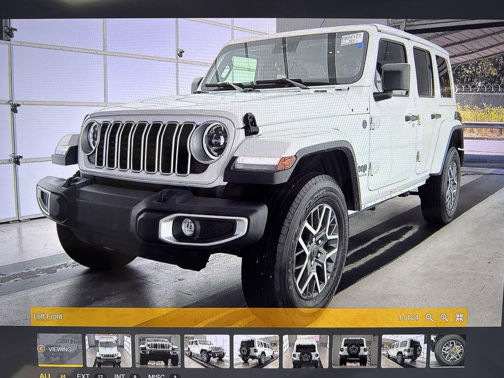 2025 Jeep Wrangler Sahara 4-Door 4WD