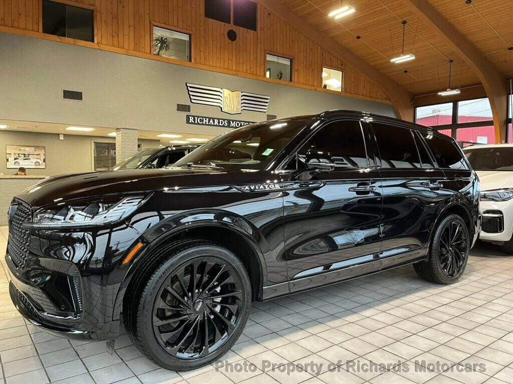 2025 Lincoln Aviator Reserve AWD