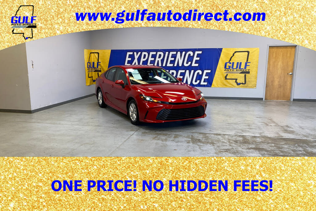 2025 Toyota Camry LE FWD