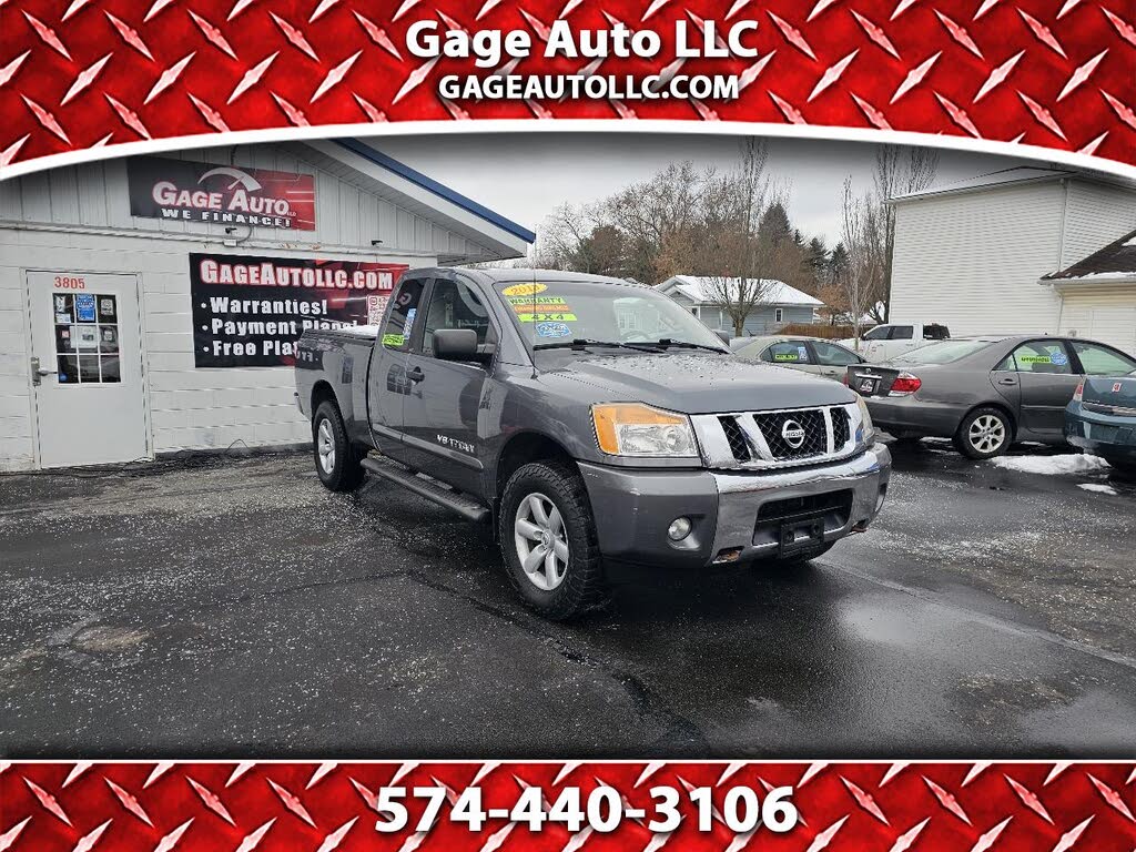 2013 Nissan Titan SV King Cab 4WD