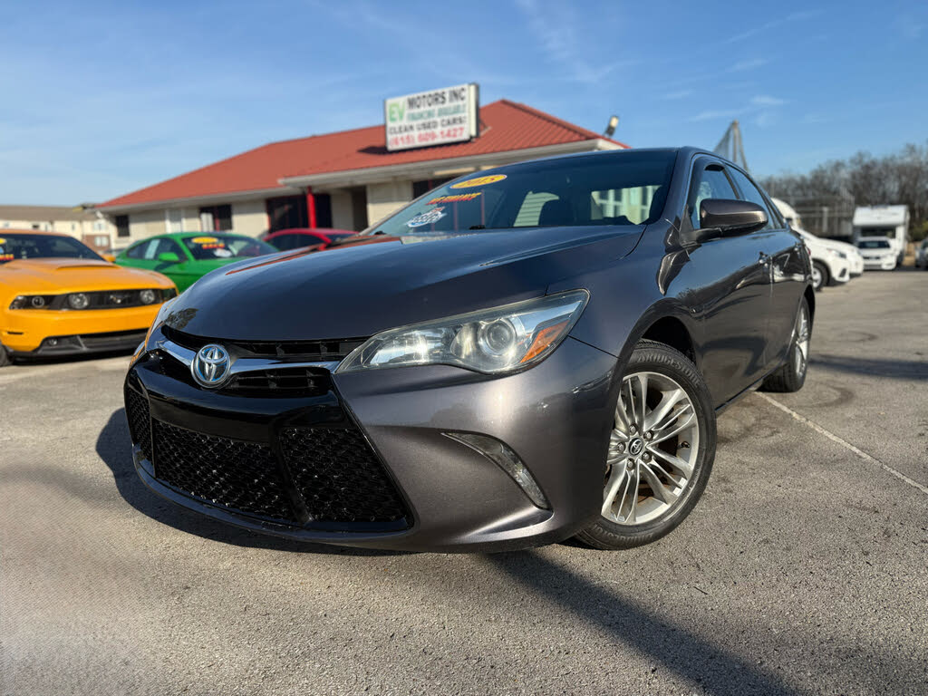 2015 Toyota Camry Hybrid XLE FWD