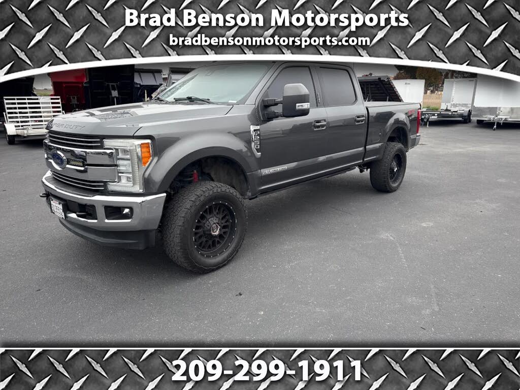 2017 Ford F-250 Super Duty Lariat Crew Cab 4WD