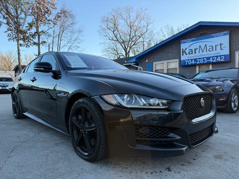 2017 Jaguar XE 35t R-Sport RWD