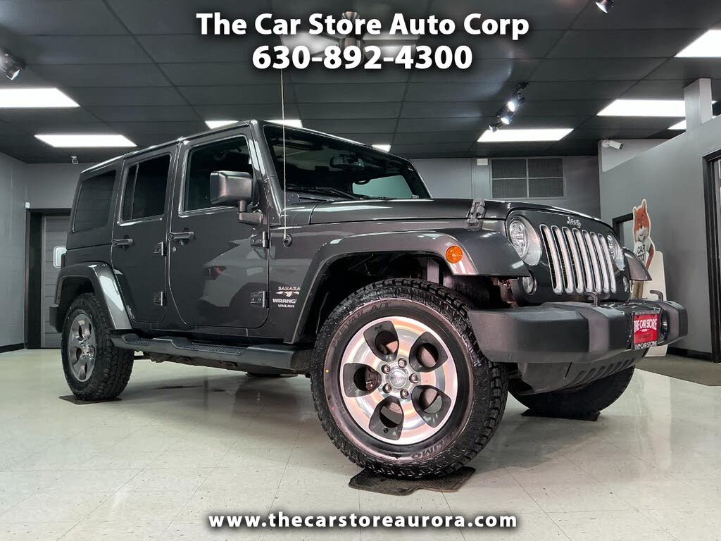 2017 Jeep Wrangler Unlimited Sahara 4WD