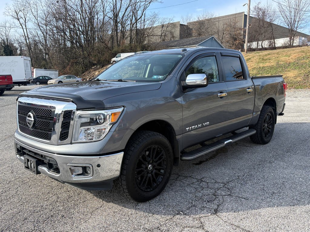 2018 Nissan Titan SL Crew Cab 4WD