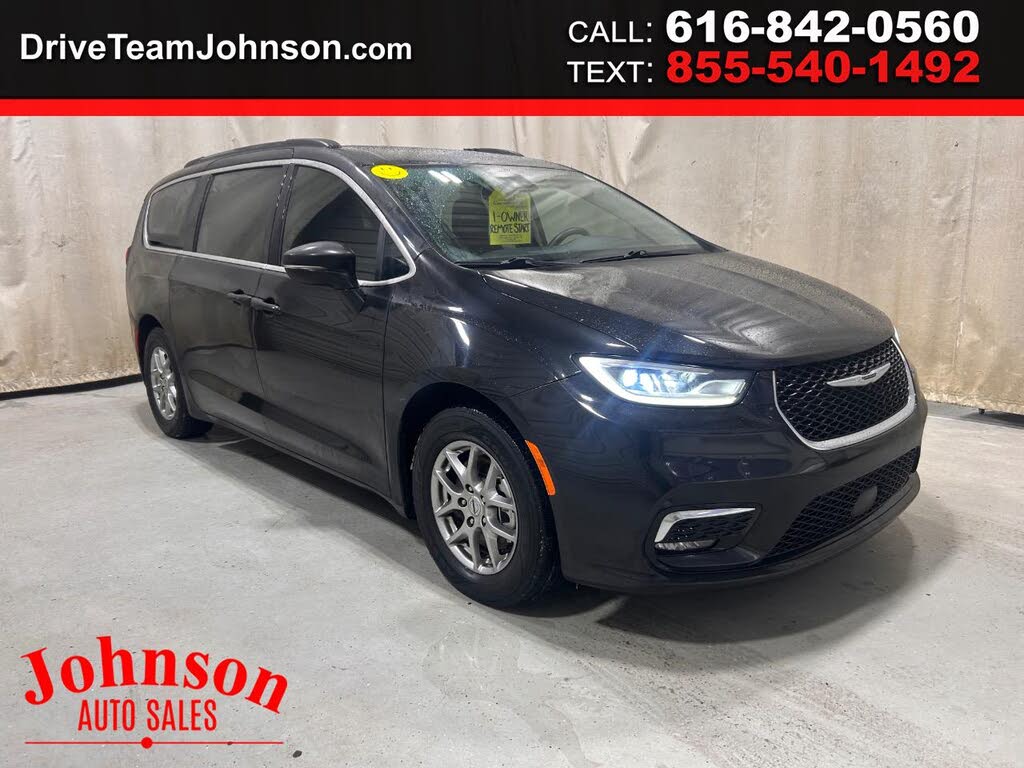 2021 Chrysler Pacifica Touring FWD