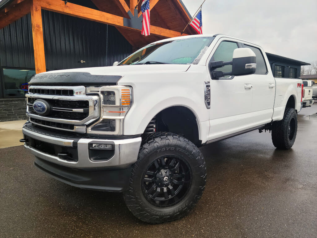 2022 Ford F-250 Super Duty Lariat Crew Cab 4WD