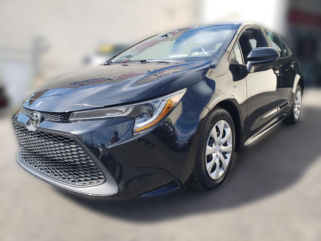 2022 Toyota Corolla LE FWD