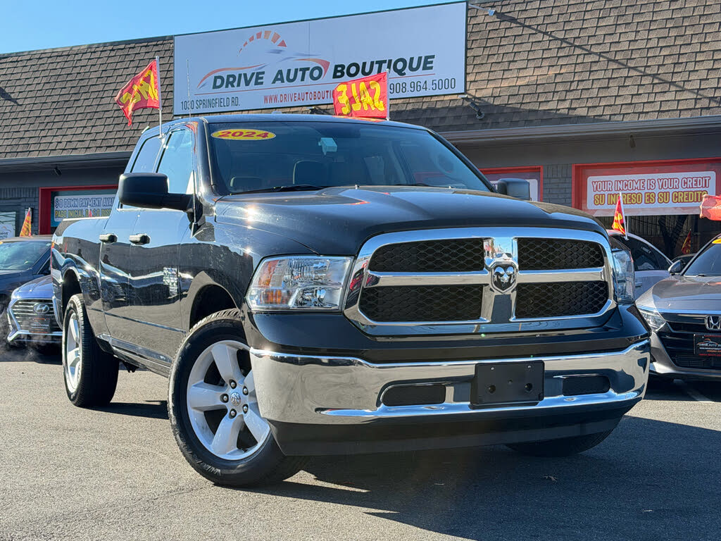 2024 RAM 1500 Classic SLT Quad Cab 4WD