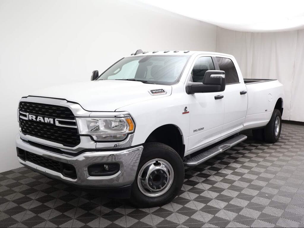 2024 RAM 3500 Big Horn Crew Cab LB DRW 4WD