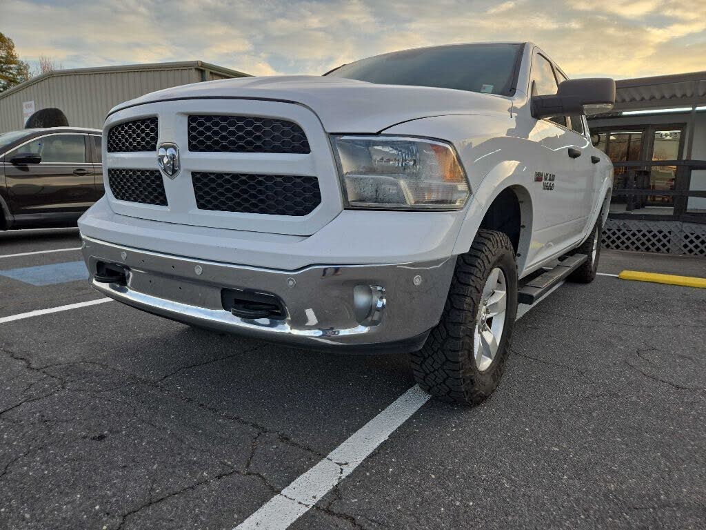 2014 RAM 1500 SLT Crew Cab 4WD