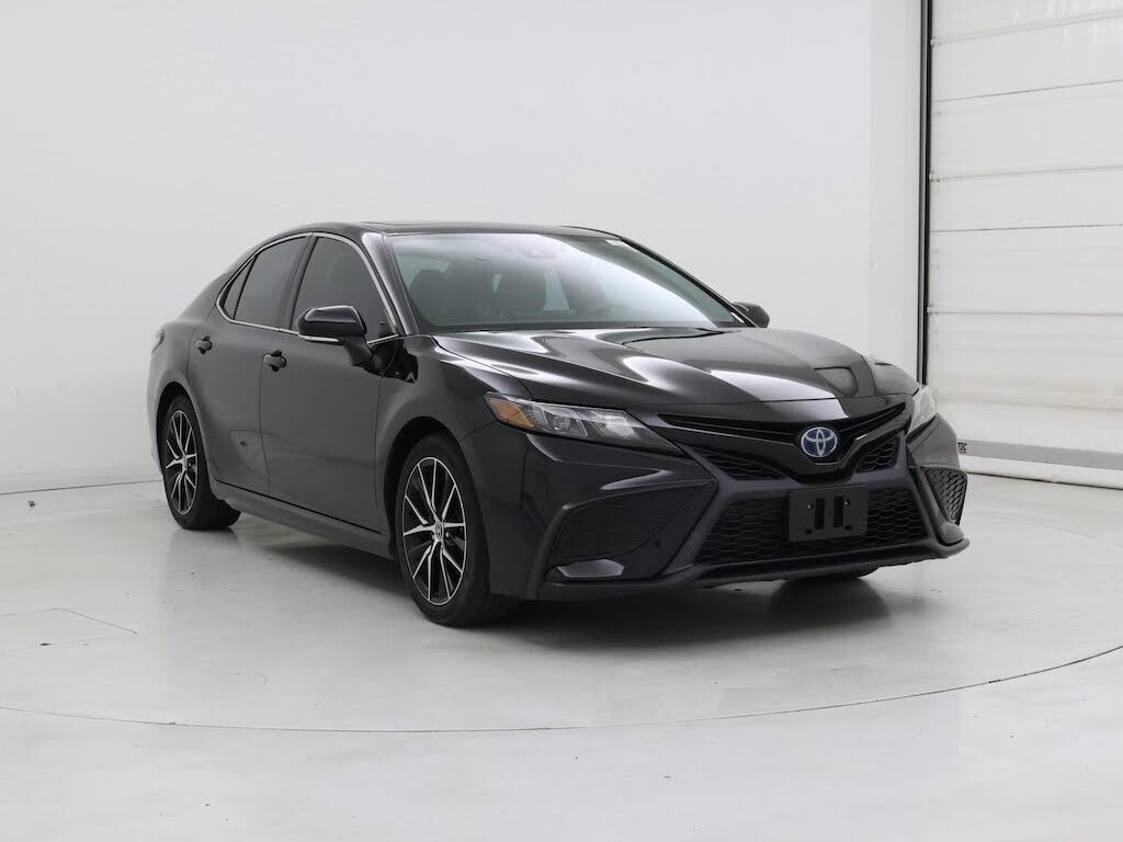 2023 Toyota Camry Hybrid SE FWD