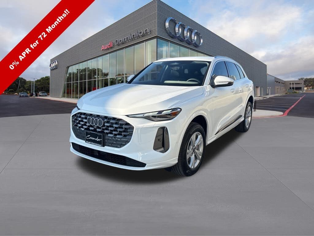 2025 Audi Q5 quattro Premium 40 TFSI