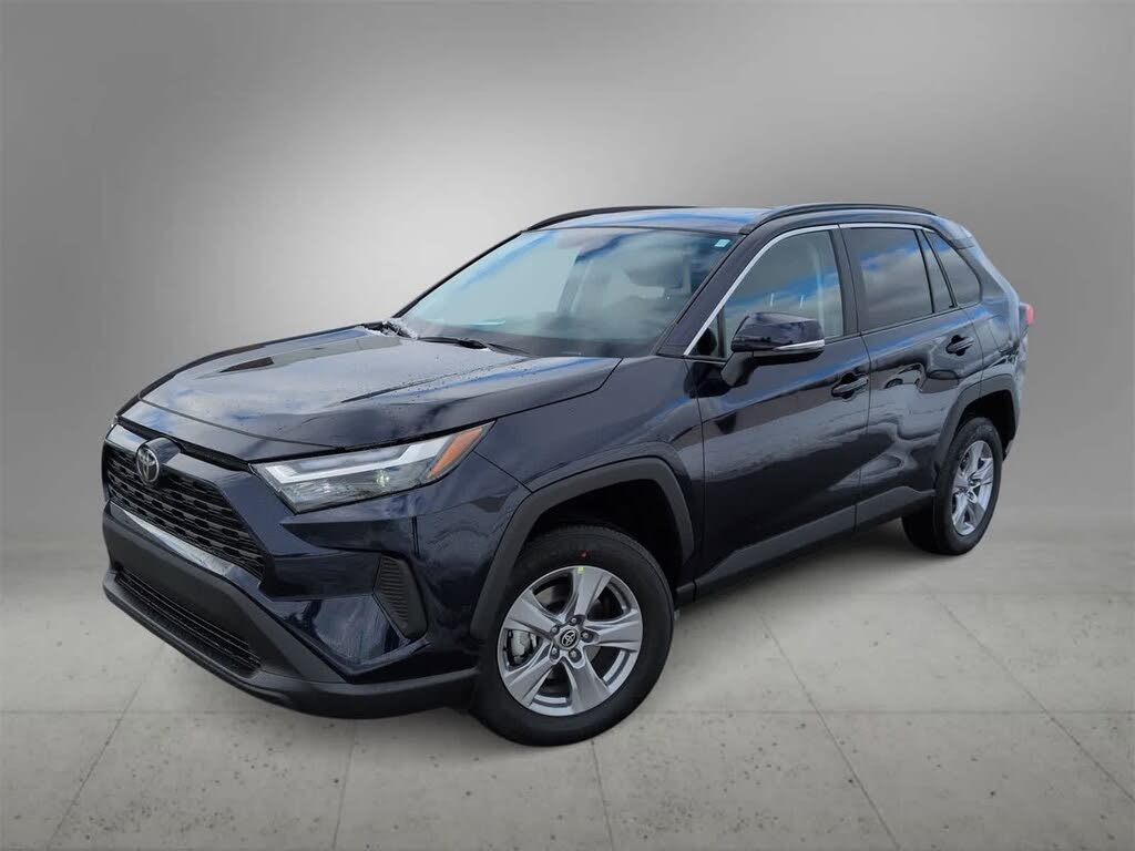 2025 Toyota RAV4 XLE AWD