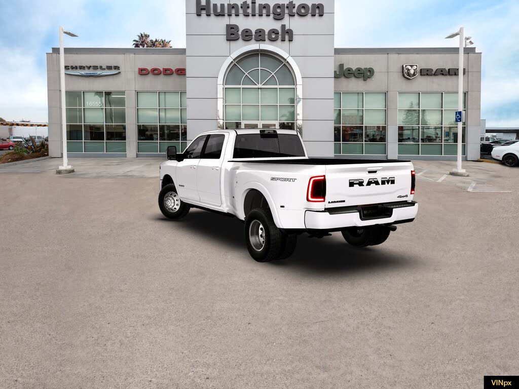 2026 RAM 3500 Laramie Crew Cab LB DRW 4WD
