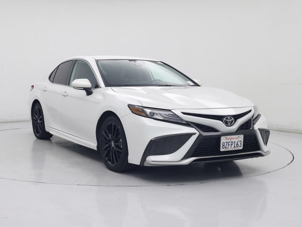 2022 Toyota Camry XSE FWD