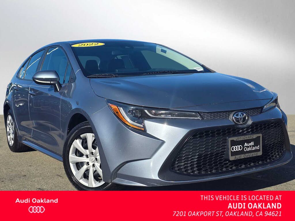 2022 Toyota Corolla LE FWD