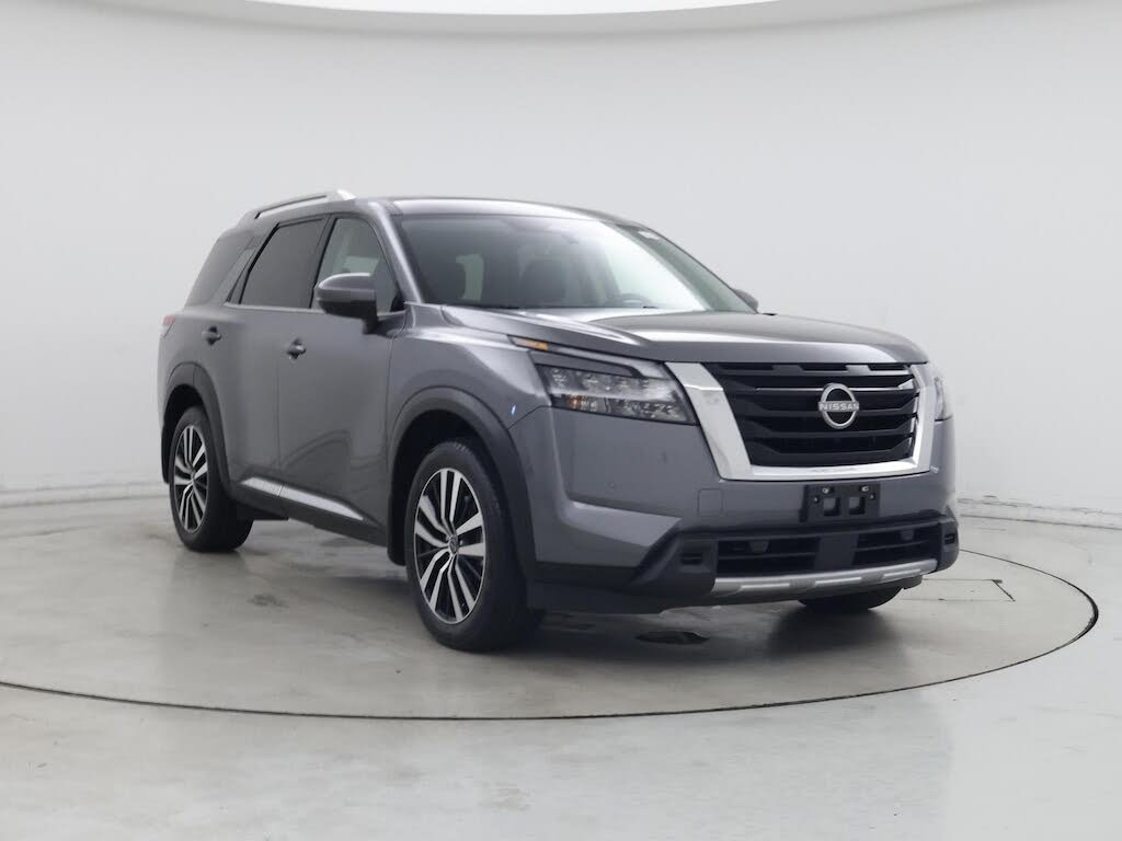 2025 Nissan Pathfinder Platinum 4WD