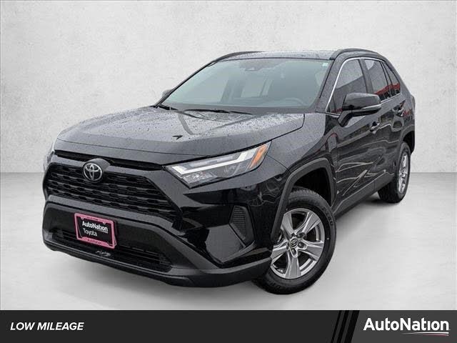 2025 Toyota RAV4 XLE AWD