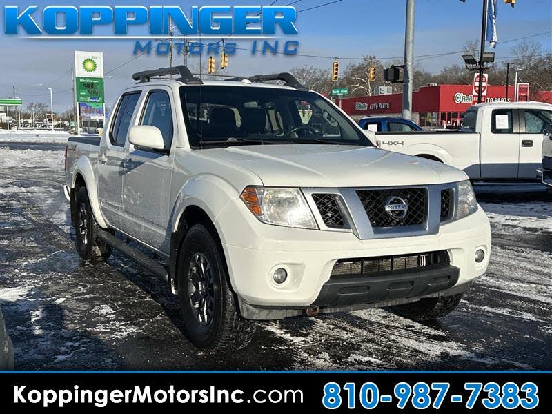 2017 Nissan Frontier PRO-4X Crew Cab 4WD
