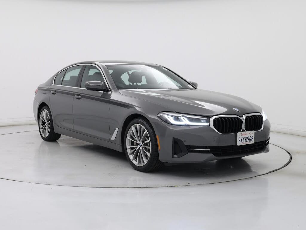 2022 BMW 5 Series 530i RWD