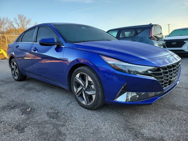 2023 Hyundai Elantra Limited FWD