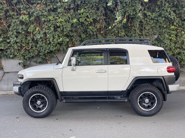2013 Toyota FJ Cruiser 4WD