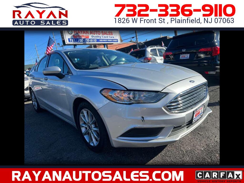 2017 Ford Fusion SE