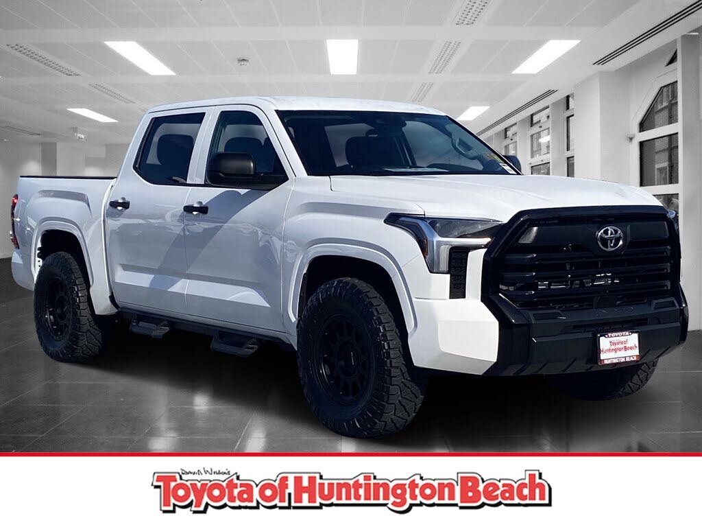 2024 Toyota Tundra SR CrewMax Cab 4WD