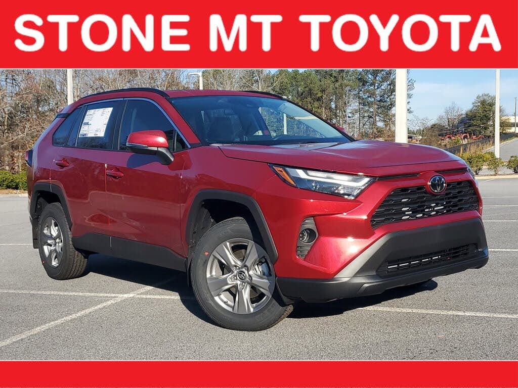 2025 Toyota RAV4 XLE FWD