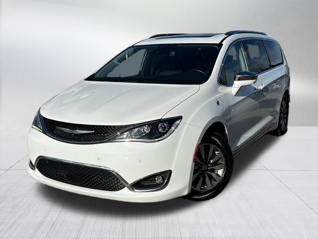 2020 Chrysler Pacifica Hybrid Limited FWD